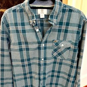 Timberland Men's dark Green/tan Plaid flannel Shirt. 100% cotton